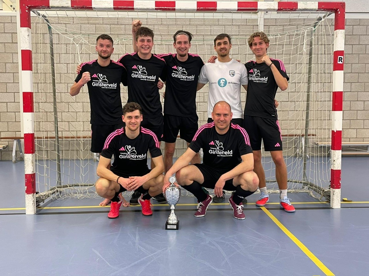 Featured image for “Strandloper/Ginsterveld ook bekerkampioen bij ZieZaVo”